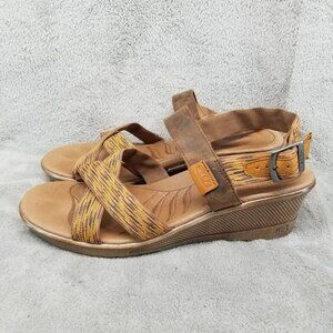 Keen Shoes Womens 10 Skyline Brown Leather Strap Wedge Slingback Sandals